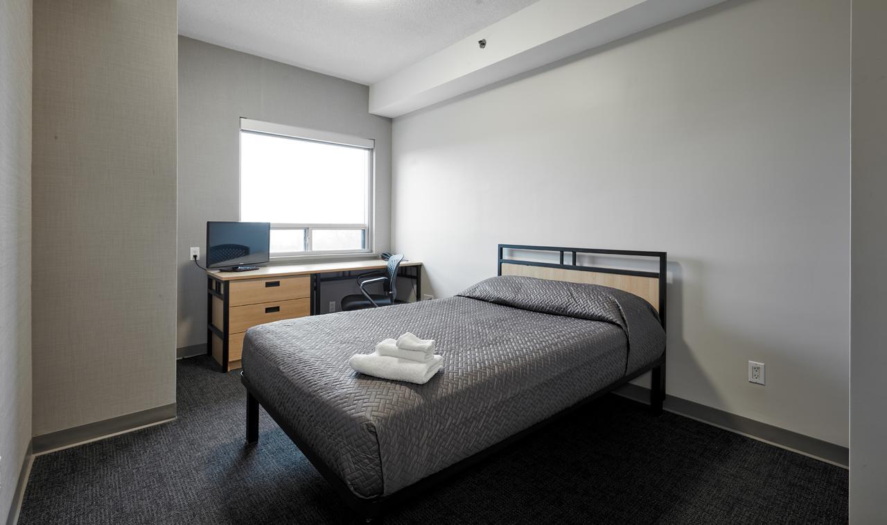 Residence & Conference Centre - King City Екстер'єр фото